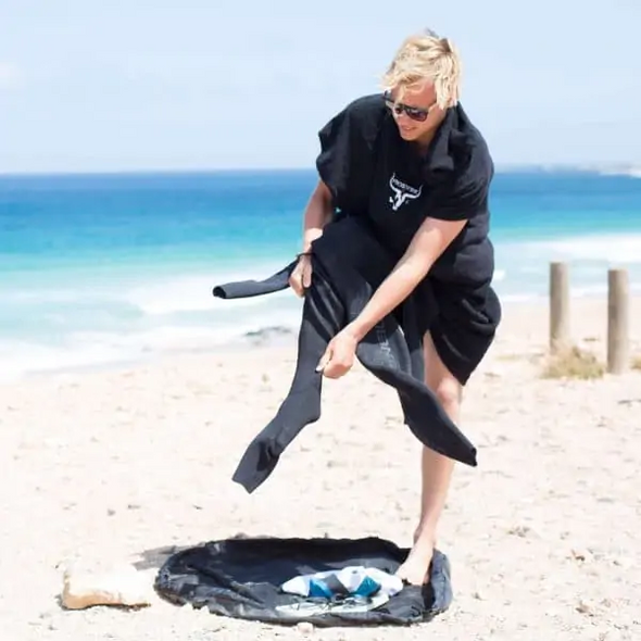 Frostfire Moonbag Wetsuit Change Mat and Bag - Boards360