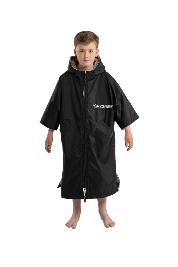 Frostfire Moonwrap Kids Waterproof Changing Robe Black - Boards360