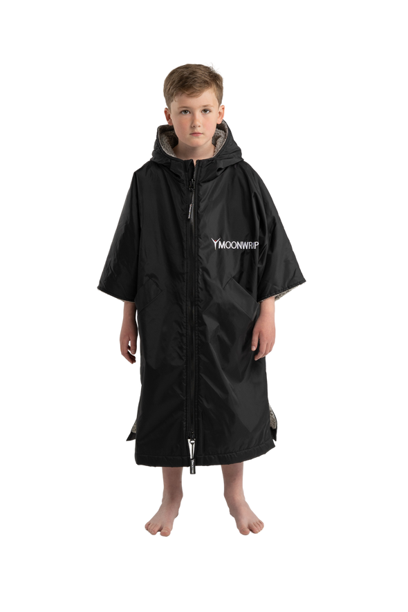 Frostfire Moonwrap Kids Waterproof Changing Robe Black - Boards360