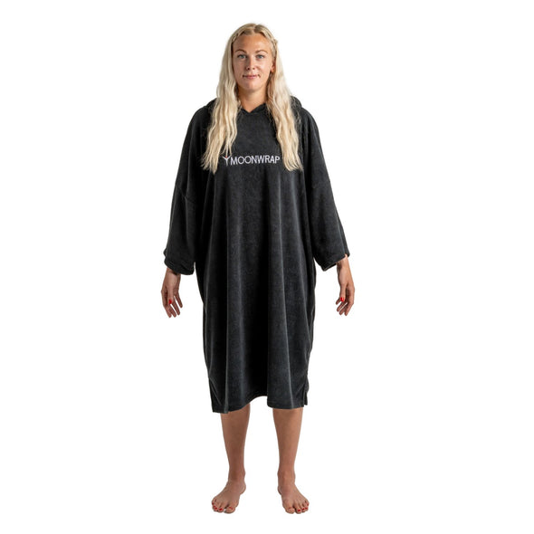 Frostfire Moonwrap Towel Changing Robe Black - Boards360
